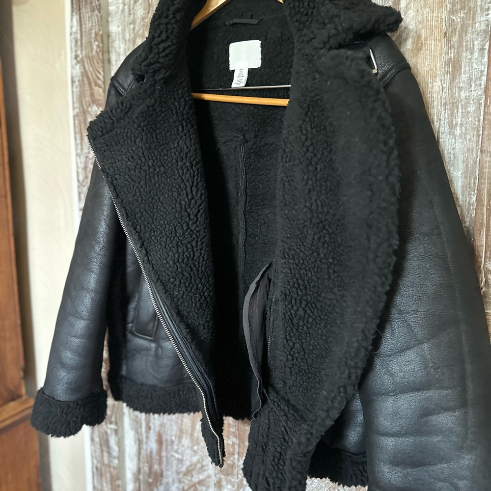 Women's H&M Black Shearling Jacket size M - Picture 11 of 15